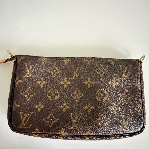 Louis Vuitton Pouchette - Picture 2 of 11